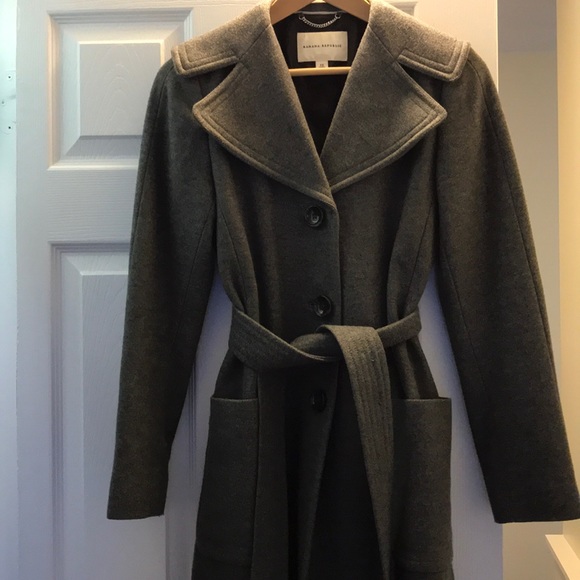 Banana Republic wool belted peacoat - Picture 2 of 4